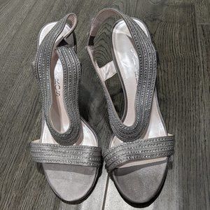 Dress Shoes - Like New - Size 7.5